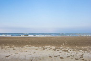 Gökyüzü ve kum Beach yaz saati