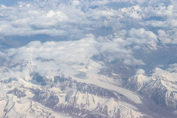 Utsikt Över Himalaya Berget Genom Flygplansfönstret — Stockfoto