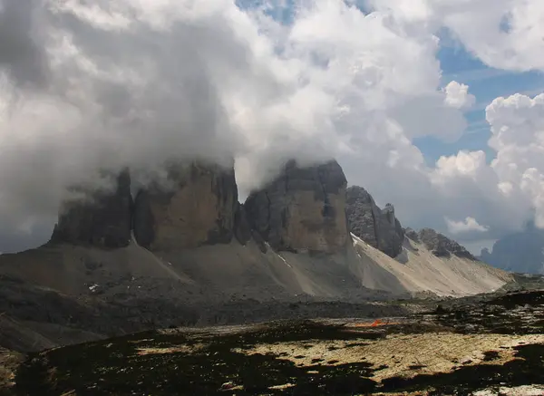 Tempesta Attraversa Tre Cime Lavaredo — Foto Stock