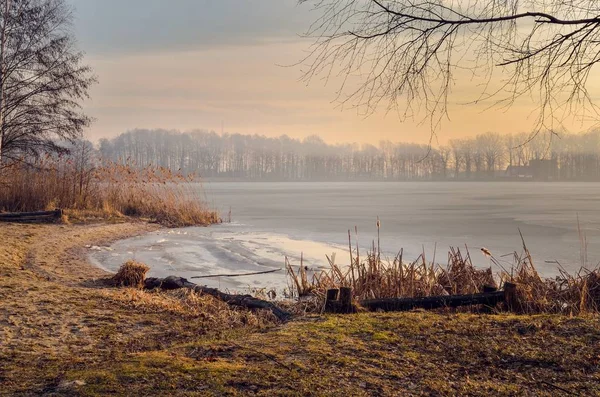 Manhã Inverno Colorida Belo Nascer Sol Sobre Lago — Fotografia de Stock