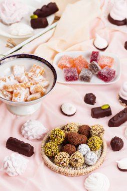 Karışım-in farklı tatlılar