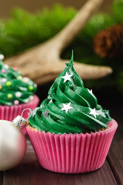Cupcake di Natale verde — Foto Stock