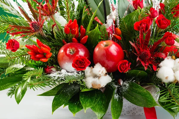 Closeup winter Christmas bouquet in green and red colors — Stock Photo, Image
