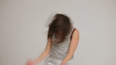 dans eden kız