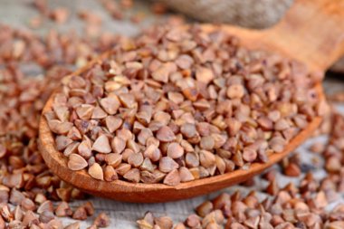 tahta kaşıkla buğday