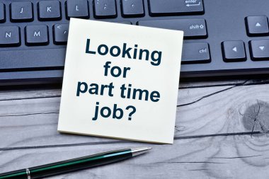 Soru notlar üzerinde yarı zamanlı iş arıyor