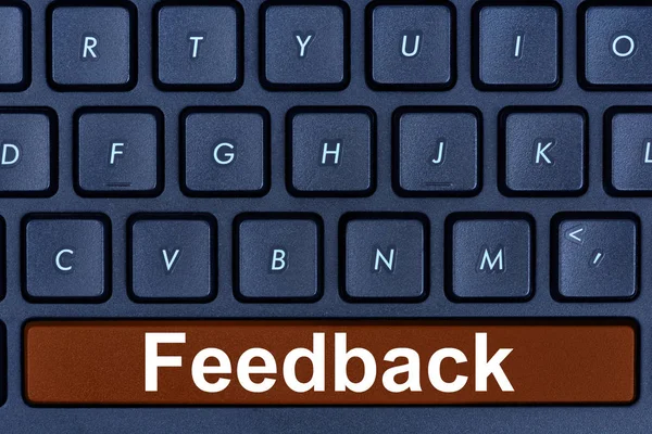 Palavra de feedback no botão do teclado do computador — Fotografia de Stock