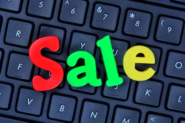 Försäljning ordet på datorns tangentbord — Stockfoto