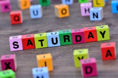 Cumartesi word tablo