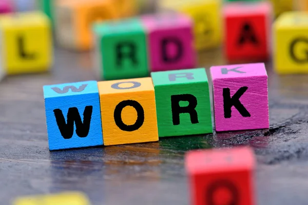 Słowo praca na stole — Zdjęcie stockowe