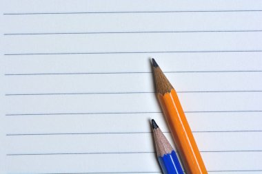 Defter kalem yakın çekim ile