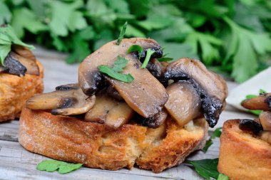 Mantar bruschetta tablo grubu