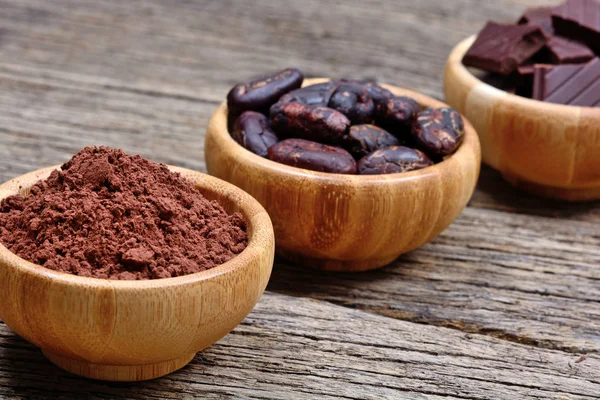 Different types of cacao in a bowls on table — Stock Photo, Image