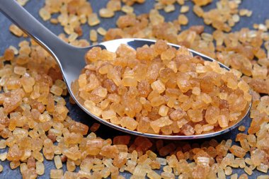 Varlıklı bir kristal bej şeker