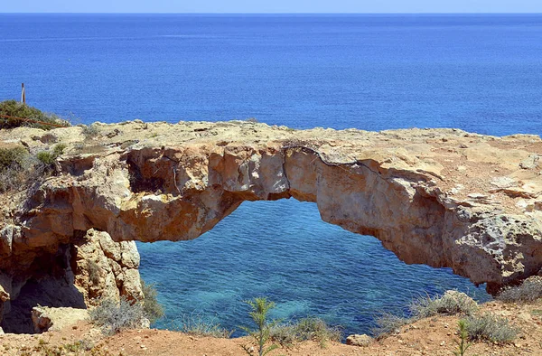Arco Piedra Natural Costa Mediterránea Conocida Como Puente Del Amor — Foto de Stock