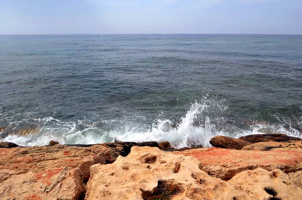 Mar Tempo Ventoso Ondas Junto Mar Belo Fundo Marinho Chipre — Fotografia de Stock