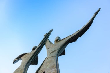 Taranto, Puglia, İtalya - 10 Ağustos 2018: Siluet Anıtı 