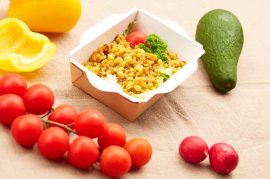  arpa ve zerdeçal ile sebze