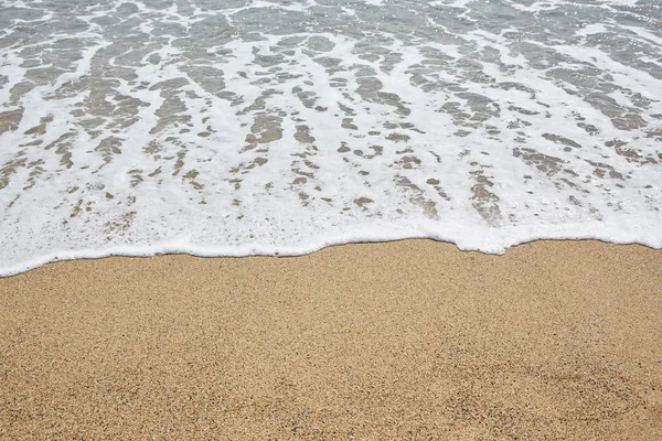 Strand am meer in barcelona — Stockfoto