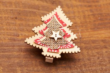 küçük ağaç süslemek