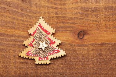 küçük ağaç süslemek