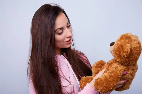 oyuncak ayı ile esmer