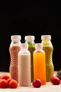 şişe suları ve sebze smoothies