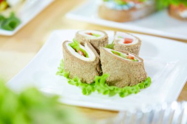 Rolls sebze ve peynir ile