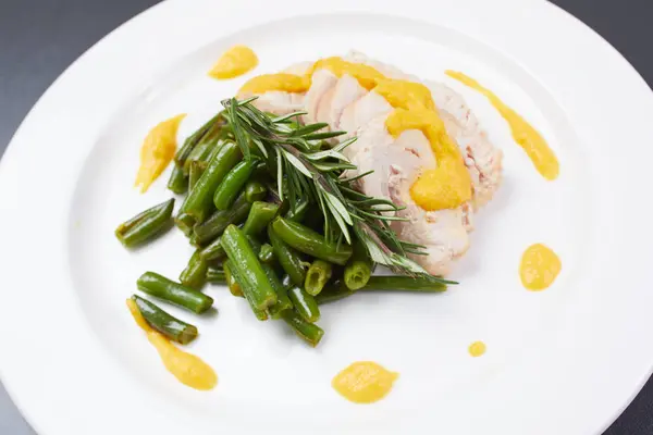 Turkey with green beans and corn — Stock Photo, Image