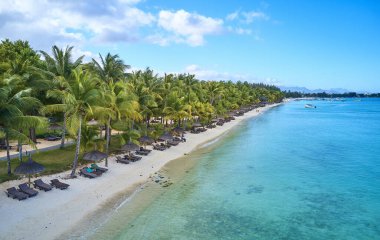 Güzel bir tropikal ada. Doğa, seyahat 