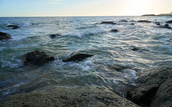 Hullámok Strandon Kilátás — Stock Fotó