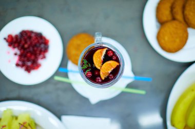 Sıcak şarap, kış mevsimi için mükemmel bir içecek.