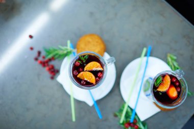 Sıcak şarap, kış mevsimi için mükemmel bir içecek.