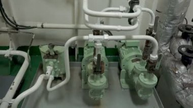 Petrol tankeri güvenilir boru hattı sistemlerinin yapısal elementleri