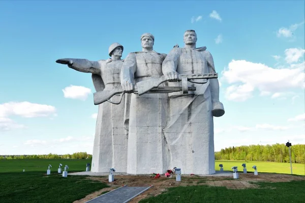 Monument Exploit Panfilovites Volokolamsk — Photo