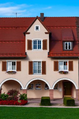Bavyera, Almanya 'daki Kara Orman. Dağlarla, ormanlarla, göllerle ve büyüleyici ülkelerle el değmemiş doğa. Freudenstadt şehri..