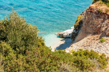 Zakynthos Adası, Yunanistan. Unutulmaz deniz tatilleri için uygun plajları ve kıyıları olan Akdeniz incileri. Xigia Sahili.
