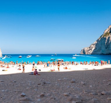 Zakynthos Adası, Yunanistan. Unutulmaz deniz tatilleri için uygun plajları ve kıyıları olan Akdeniz incileri. Wreck Sahili.