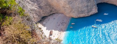 Zakynthos Adası, Yunanistan. Unutulmaz deniz tatilleri için uygun plajları ve kıyıları olan Akdeniz incileri. Wreck Sahili.