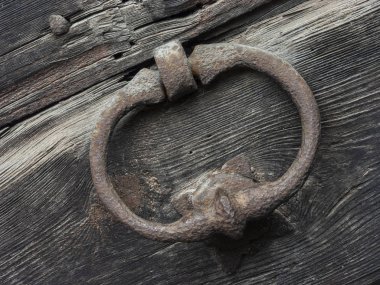 Eski İtalyan kırsal kapısı.