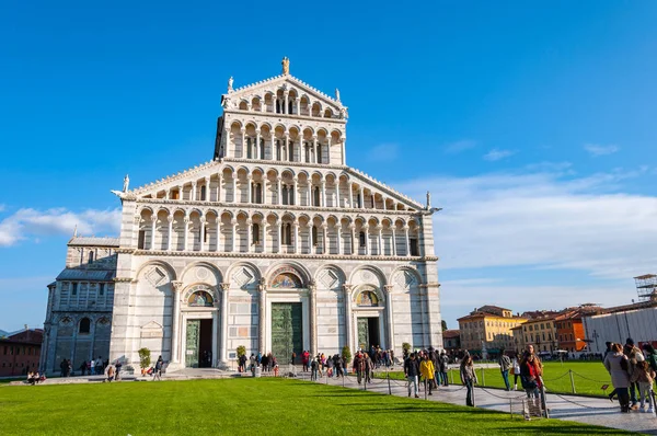 Cattedrale Присвячена Святій Марії Асунті Nella Piazza Dei Miracoli Pisa — стокове фото