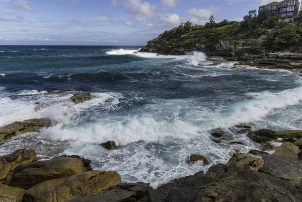 Playa Bondi en Sydney, Australia . — Foto de Stock