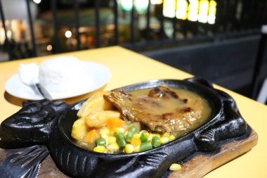 Sığır eti karabiber, biftek, kızartma, Endonezya gıda | Asya gıda