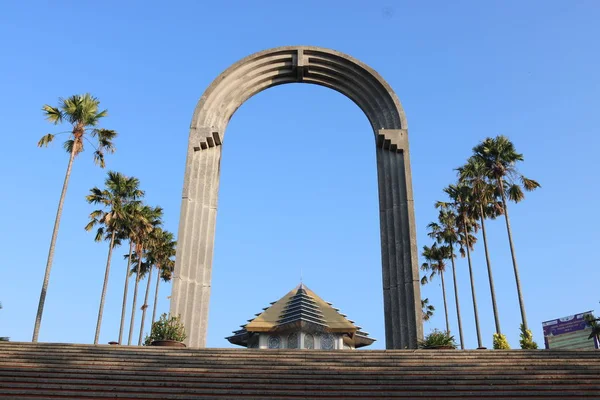 Yogyakarta Indonesien Juni 2017 Moschee Moschee Der Gadjah Mada Universität — Stockfoto