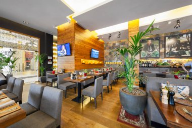 Moskova - Temmuz 2014: İç modern Azeri mutfağı etnik restoranlar - 