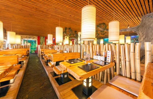 Moscú Agosto 2014 Interior Cadena Japonesa Restaurantes Sushi Tanuki Una —  Fotos de Stock