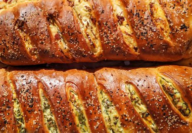 Geleneksel nostaljik ev yapımı fırın sağlıklı tohumlarla doldurulmuş ekmek.