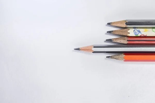 Vissza az iskolába koncepció-egy ceruzát, erasor, sharpner egy vágott fólia, a — Stock Fotó