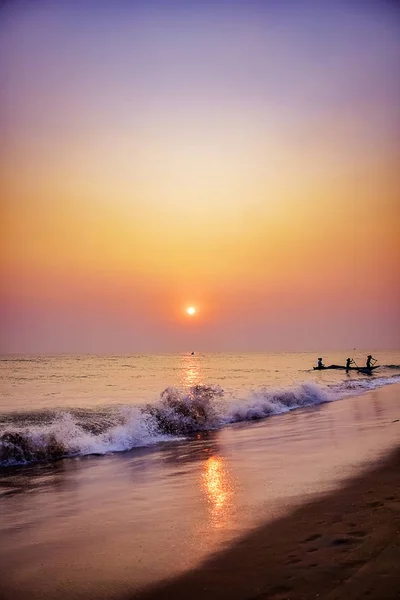 Sunrise Time Durante Viaggio Rinfrescante Mente Anima Parte Divertimento Spiaggia — Foto Stock