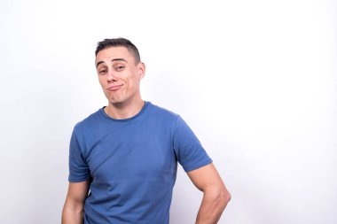 Kendine güvenen adam